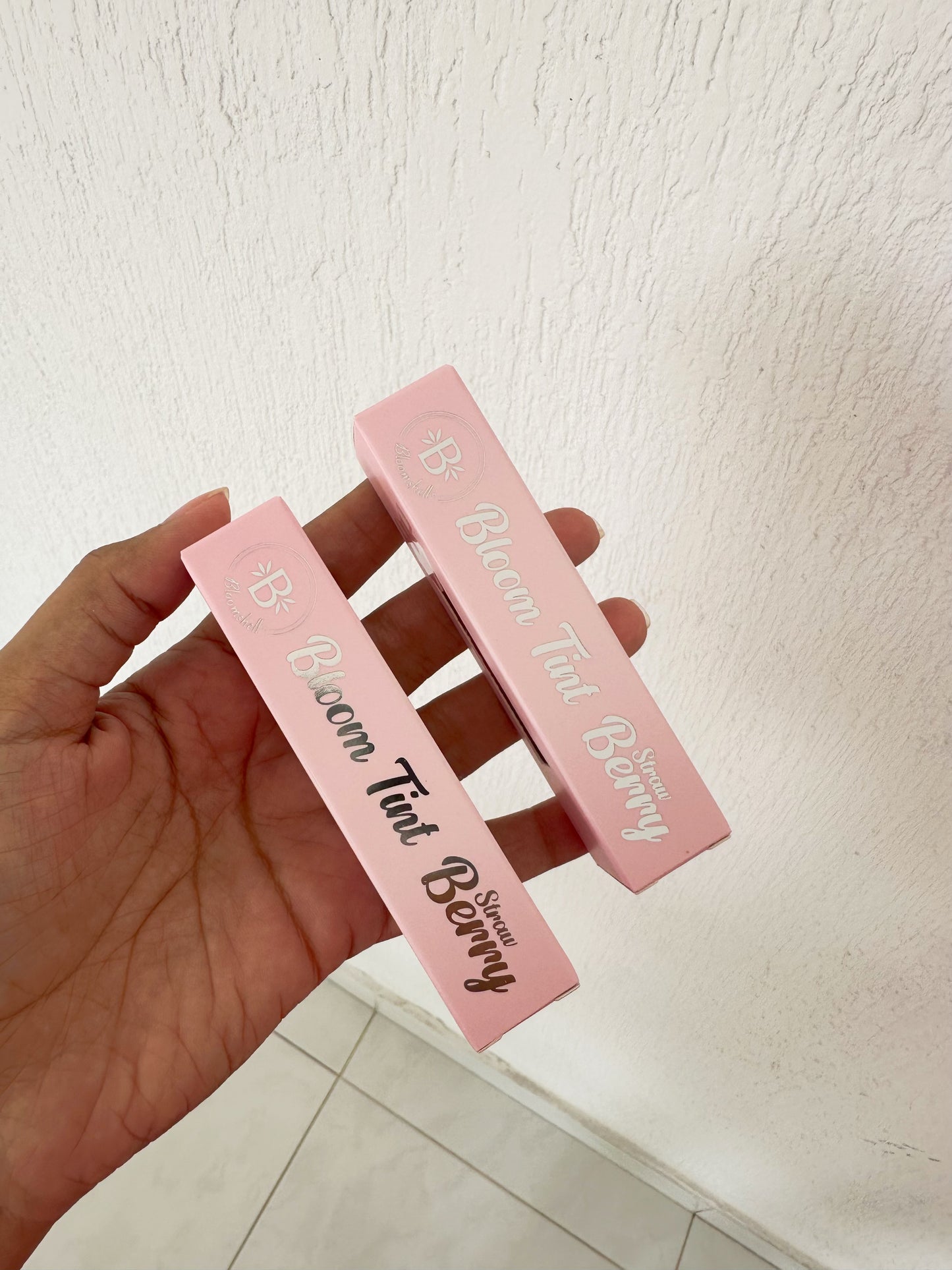 Bloom tint strawberry bloomshell S E24-C