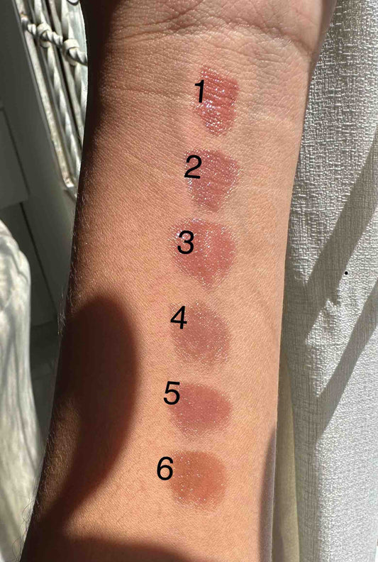 Lip stick nude con mirellas (P1-E32-2)