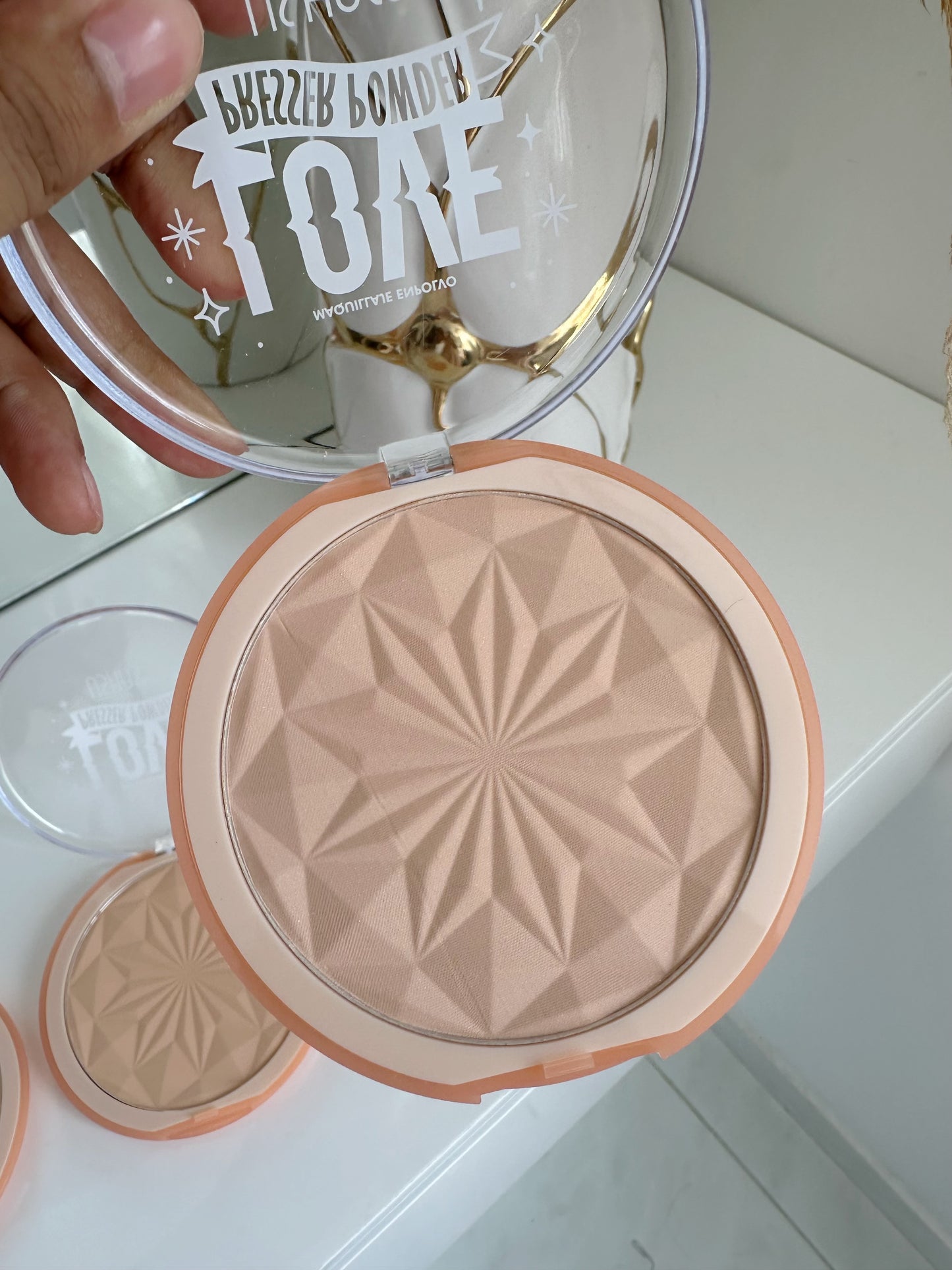 Polvo grande Love ushas (p2-e16-A)