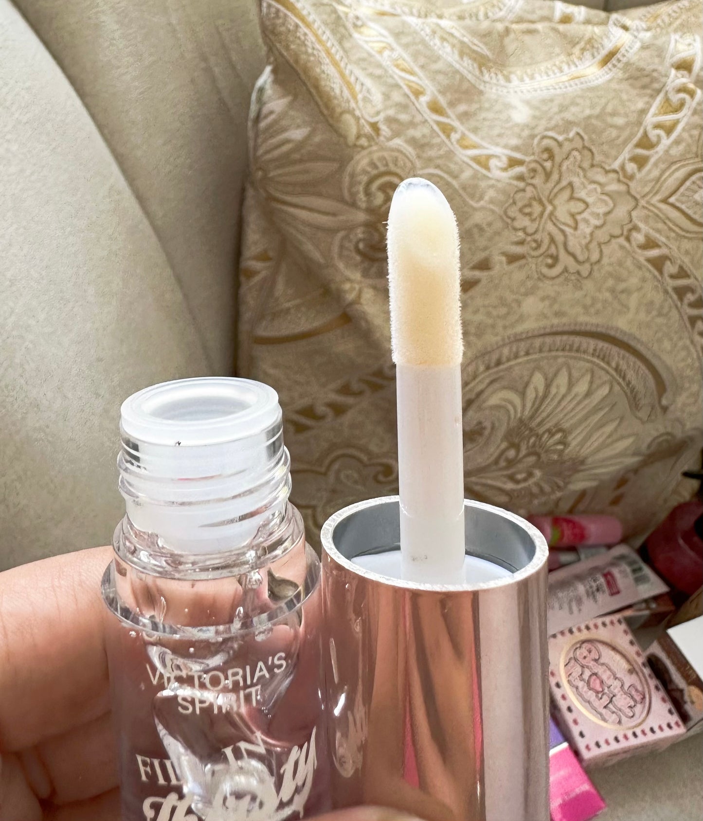 Lip gloss C/u (P2-E21-E)
