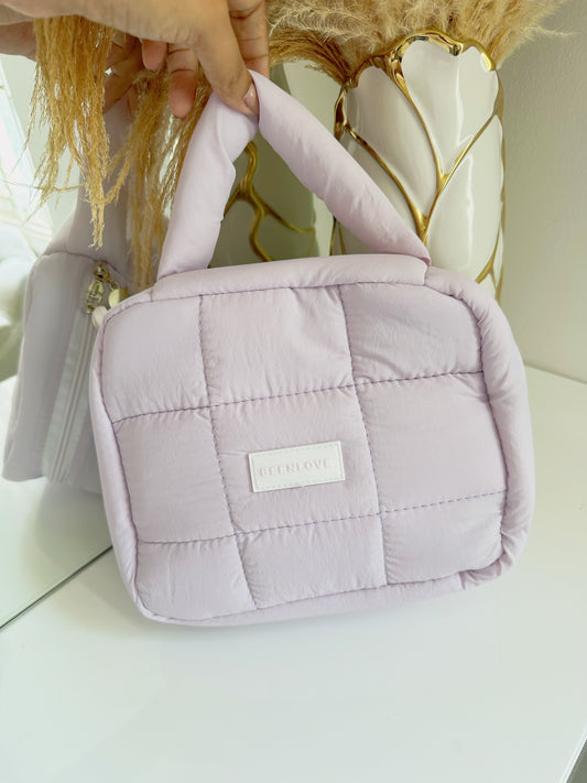 cosmetiquera neceser morada  (P1 E7 E)