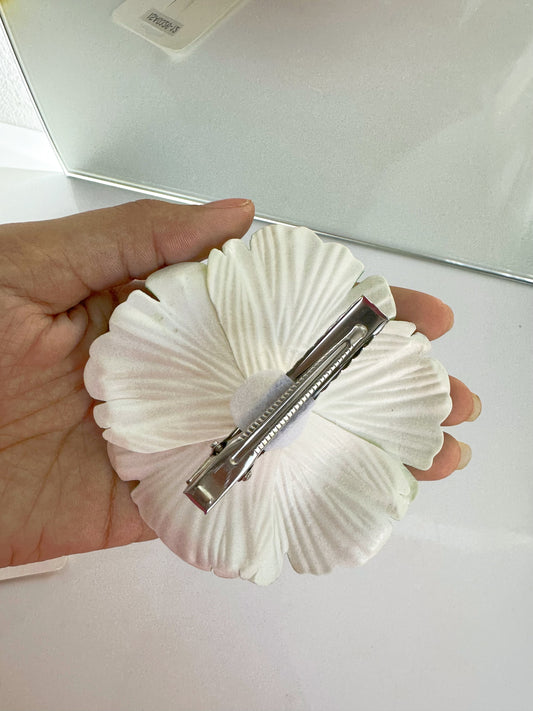 pinza flor c/u (S-E37-1)