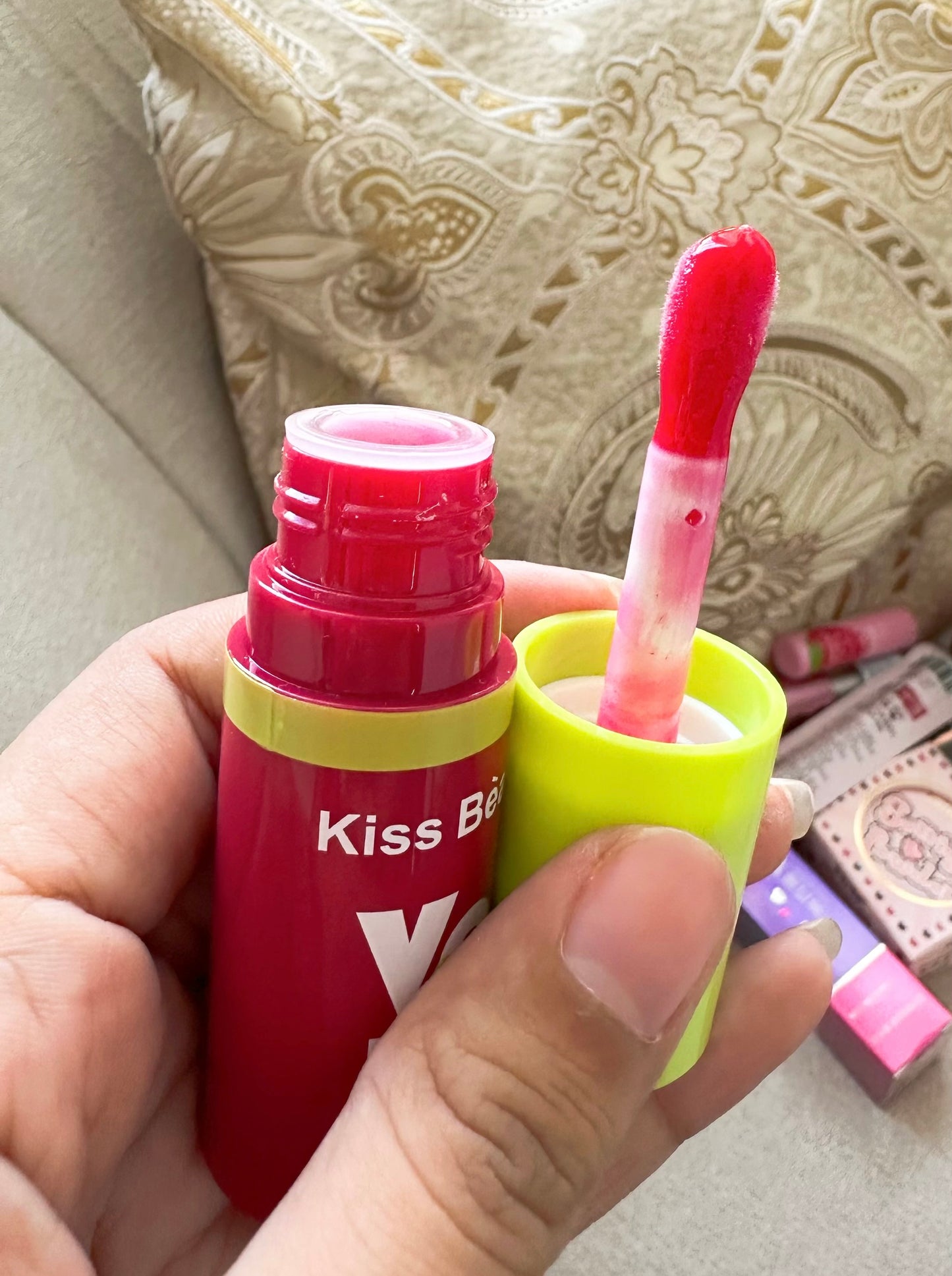 Lip gloss C/u (P2-E12-C)
