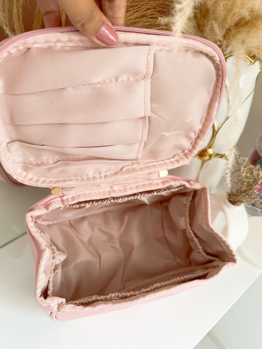 cosmetiquera rosa- beige P1 E5 A