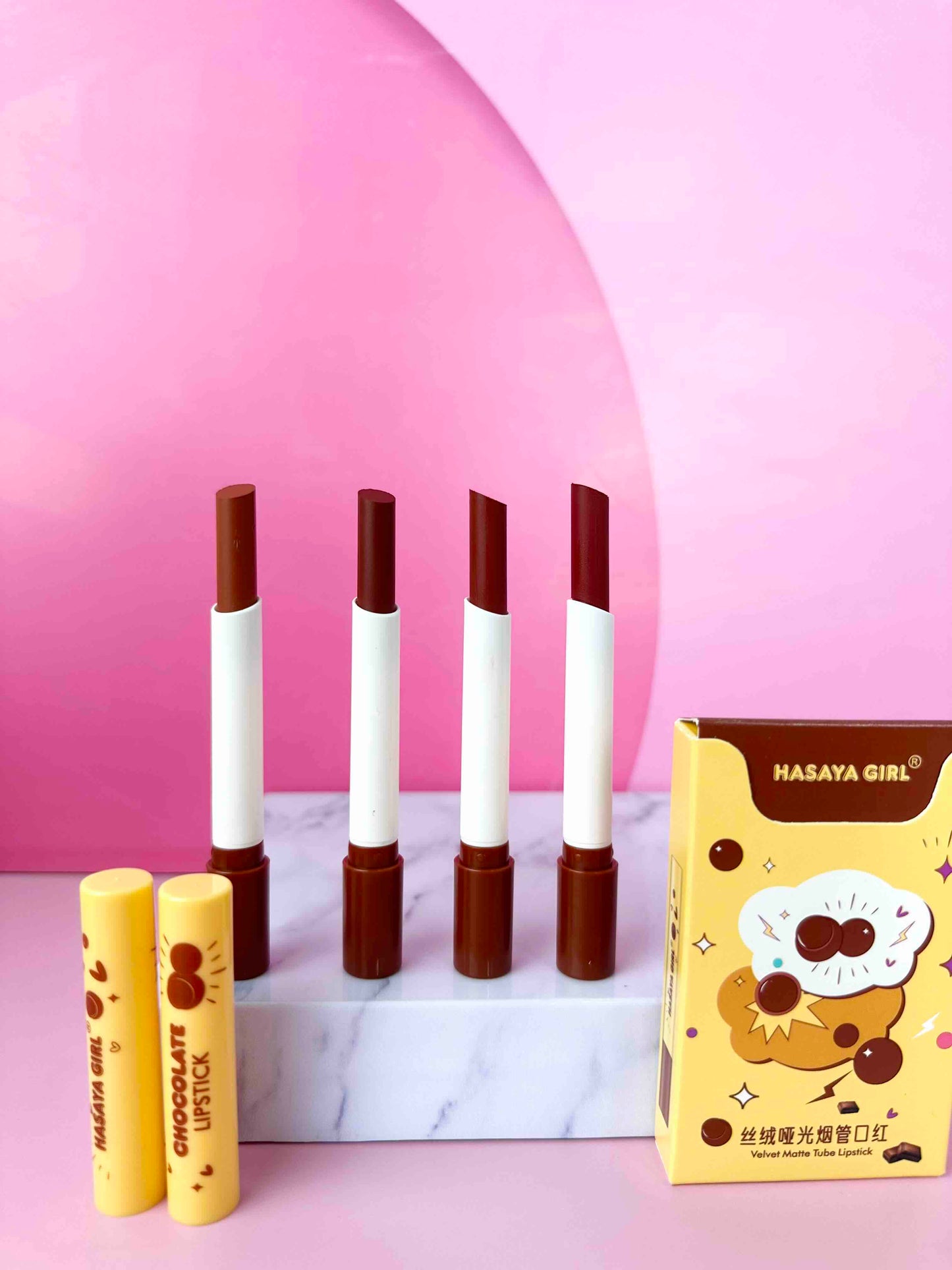 caja x4 labiales en barra chocolate [P2-E16-B]