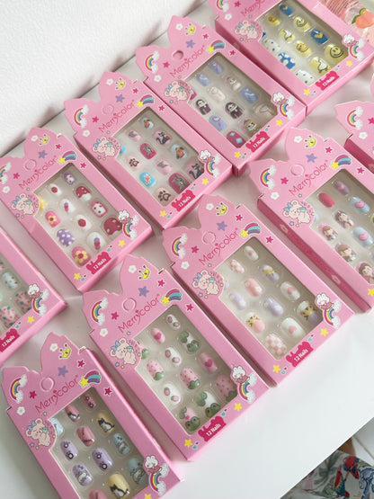 caja uñas para niñas  [S-E26-D]
