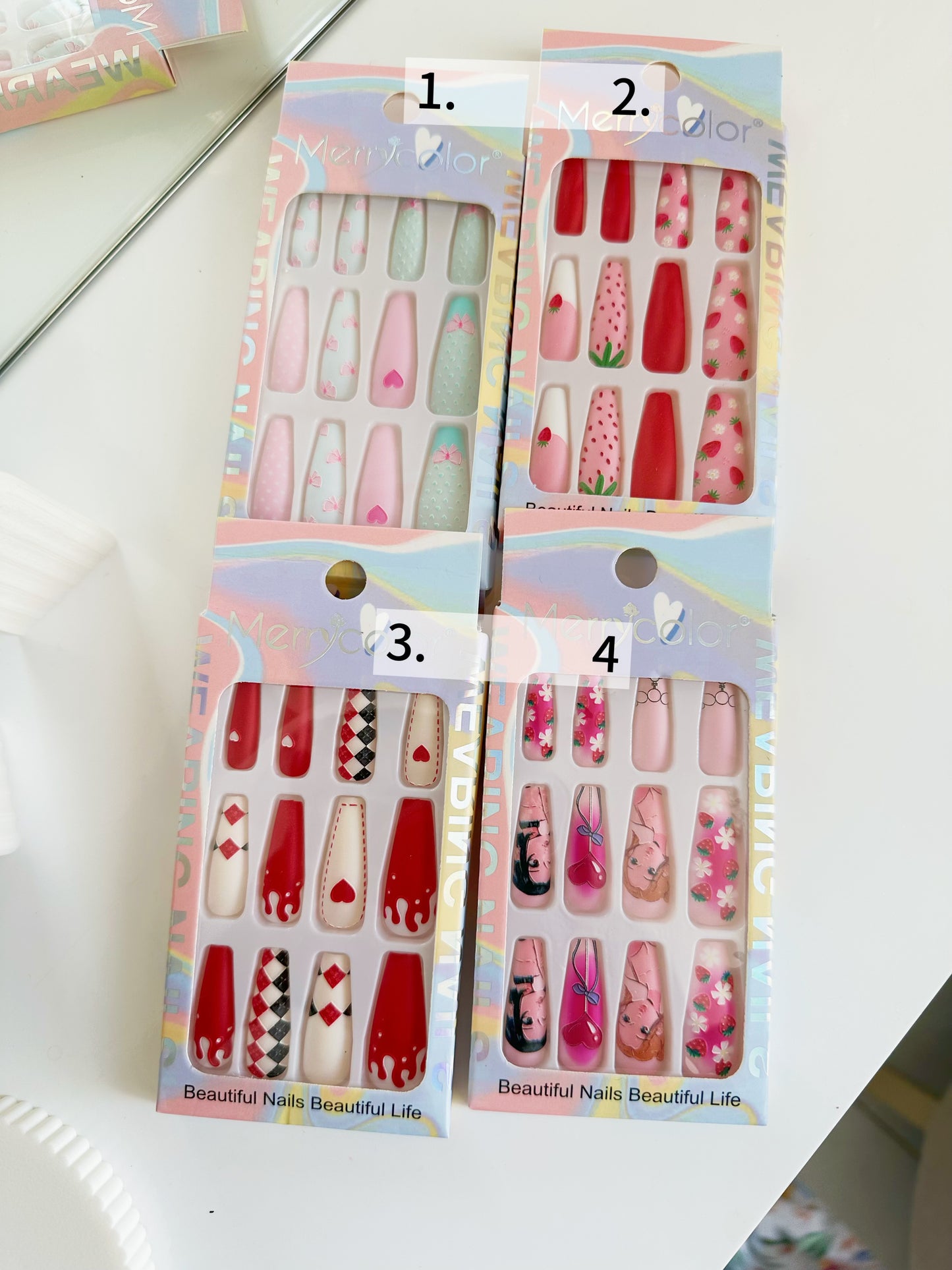 caja de uñas press on ref del 1 al 4 c/u[S-E26-E]