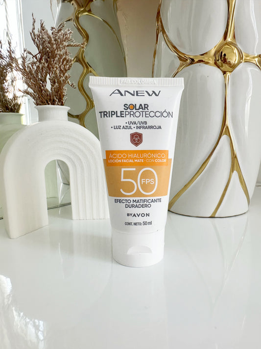 protector solar con color- sin color matte  avon P2 E9 C