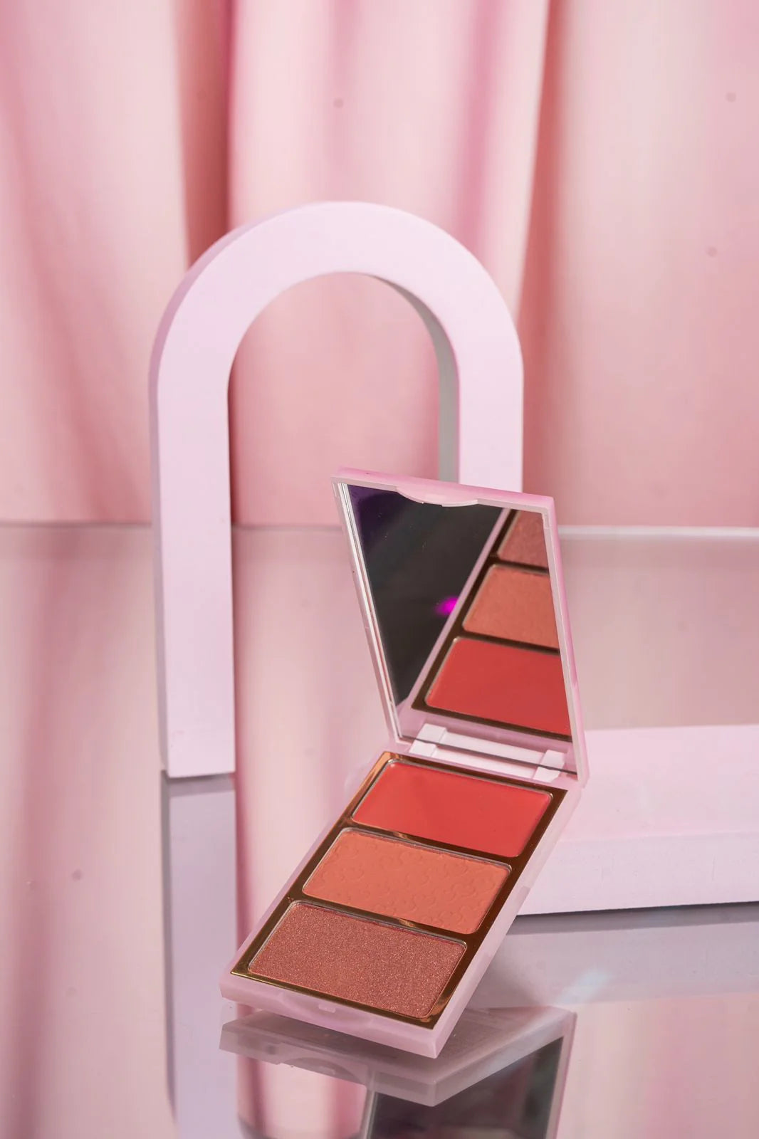 velvet rubor x 3 (rubor/blush highlight) Bloomshell p2-e9-d