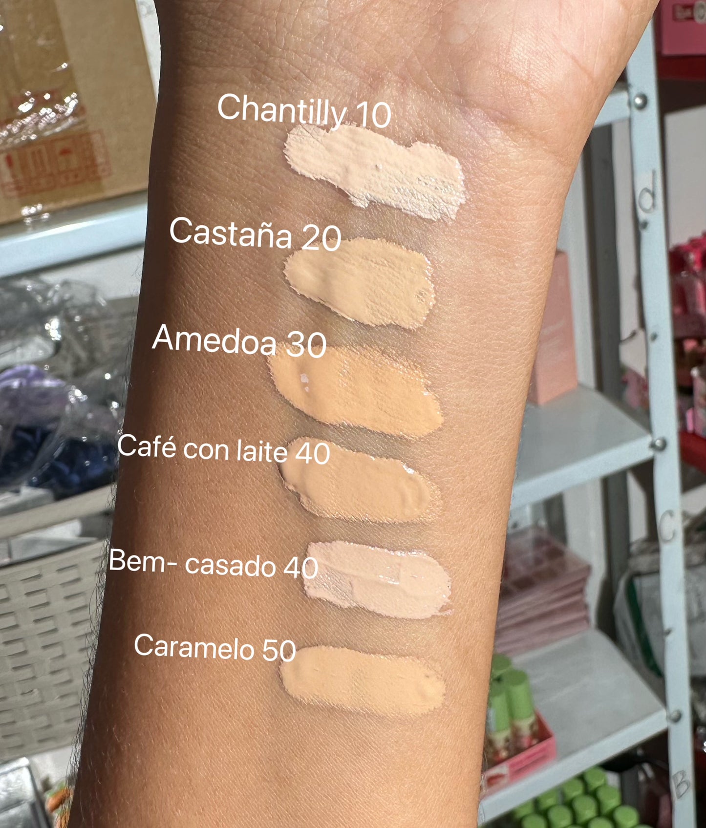 Base líquida feels RUBY ROSE [P2-E18-C]