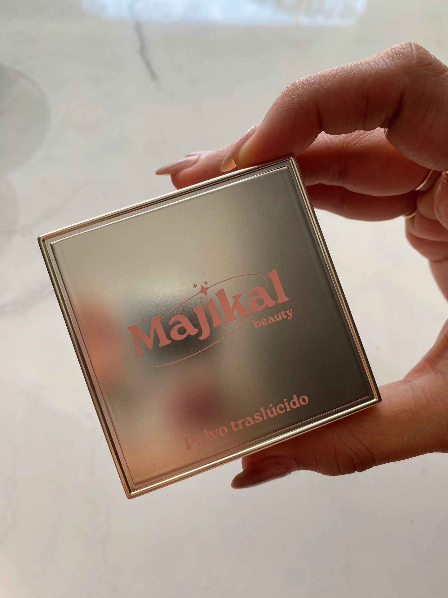 Polvo facial suelto 4 colores traslúcido majikal