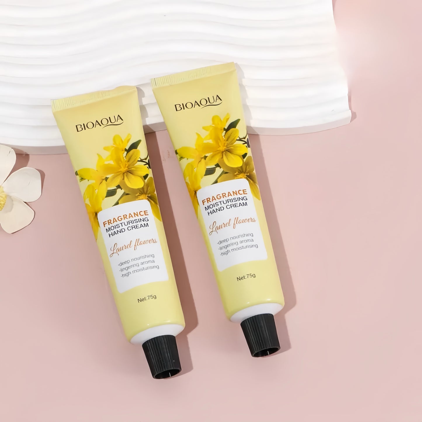 Crema de manos grande amarilla  (p1-32)