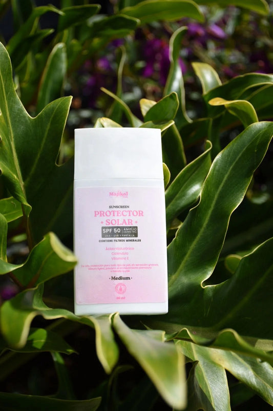Protector solar con color MAJIKAL